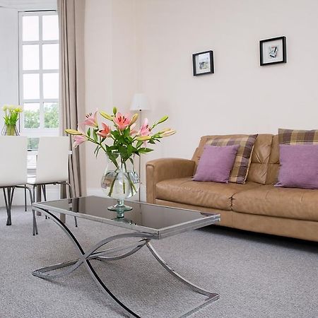 Апартаменты Prestwick Town Center Flat Экстерьер фото