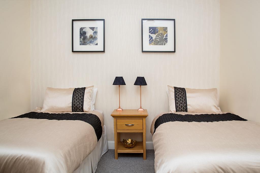 Апартаменты Prestwick Town Center Flat Экстерьер фото